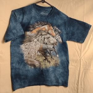 Vintage The Mountain T-shirt Find 13 Horses Tee